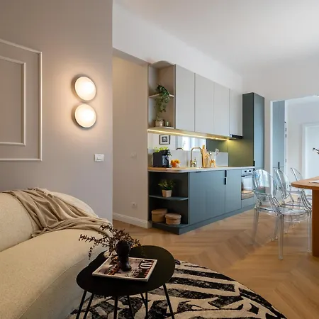 Interbelic Rooftop | 3bdr Apartmán *