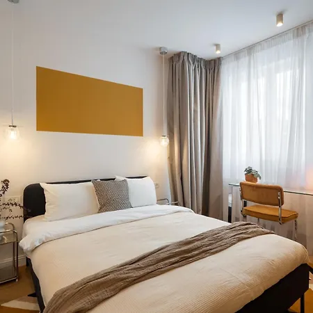 Interbelic Rooftop | 3bdr Apartmán Bukurešť