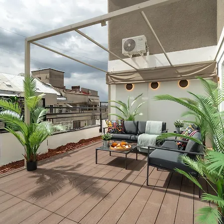 Interbelic Rooftop | 3bdr Apartmán