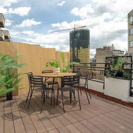 Interbelic Rooftop | 3bdr * Bukurešť