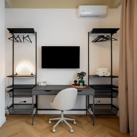 Interbelic Rooftop | 3bdr * Bukurešť