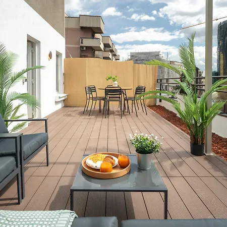 Interbelic Rooftop | 3bdr Apartmán Bukurešť